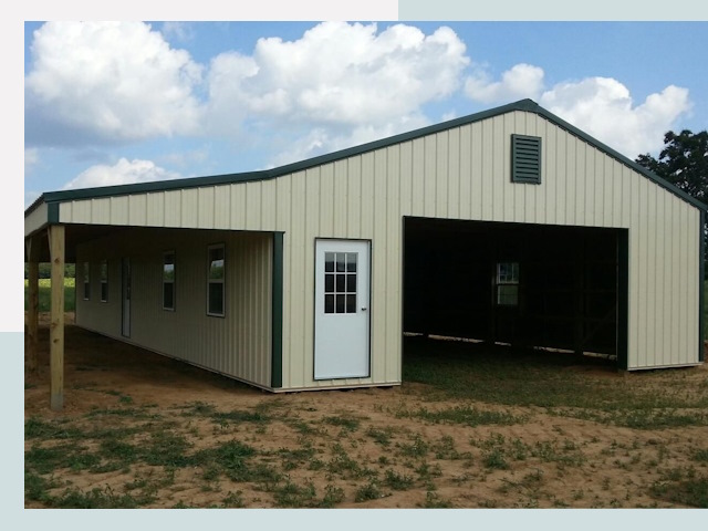 Строительство конюшен в Заинске